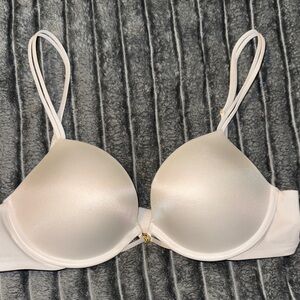 34C Victoria Secret Very Sexy Push Up Bra